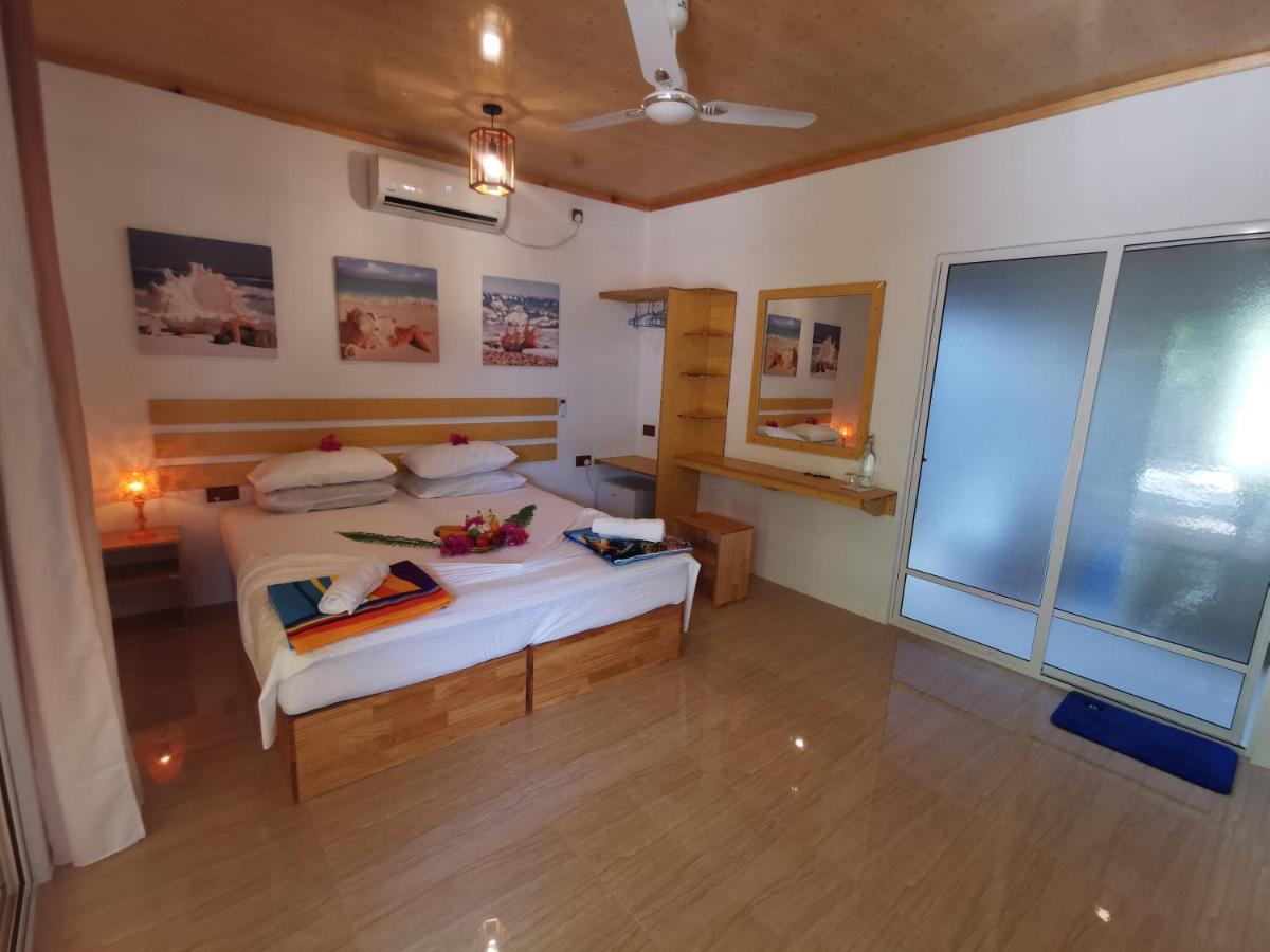 Blue Water Thoddoo Inn מראה חיצוני תמונה